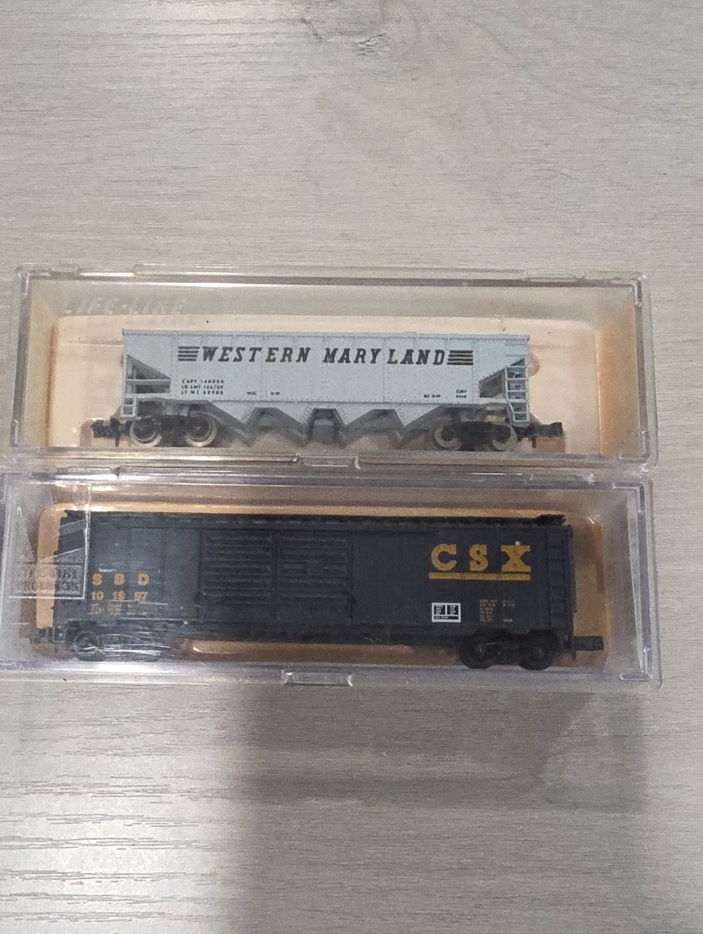 Lifelike N Scale CSX Boxcar & Western Maryland Hopper  Freight Cars